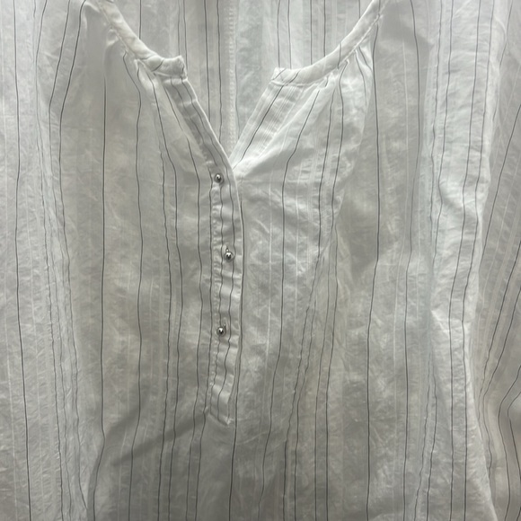 hester & orchard top - Picture 2 of 3